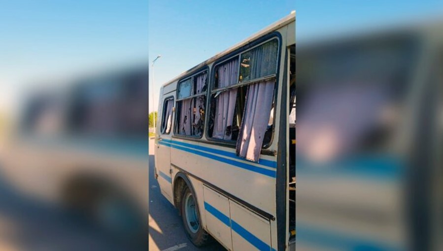 Беспилотник ВСУ атаковал автобус в Белгородской области
