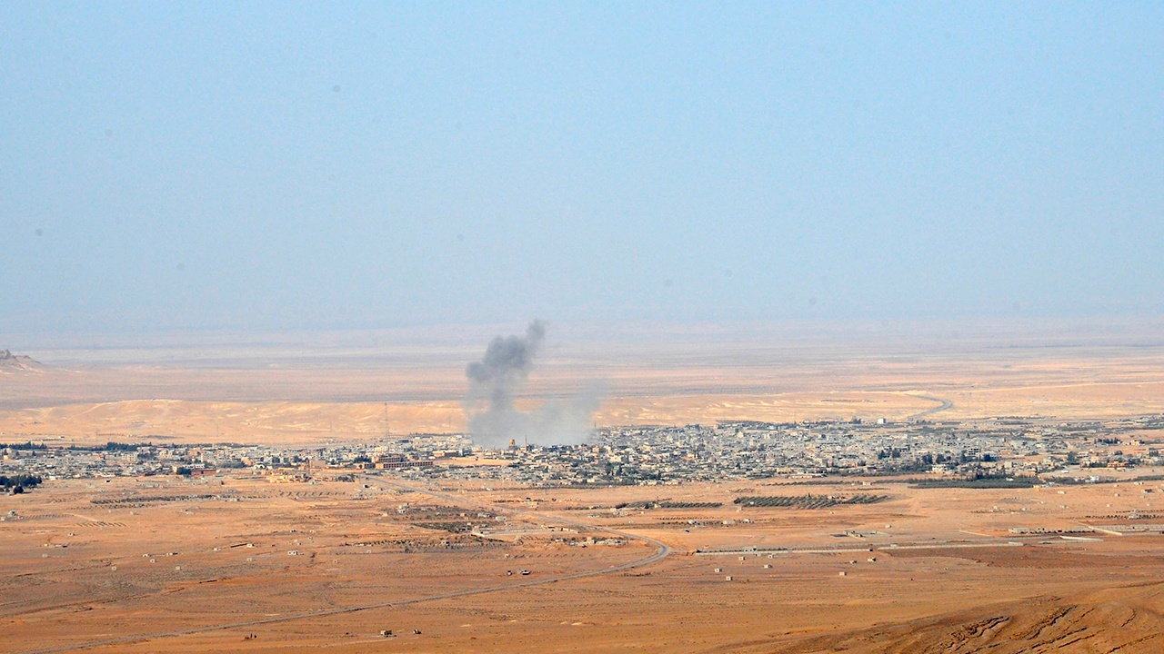 ВКС России уничтожили два места базирования боевиков в Сирии